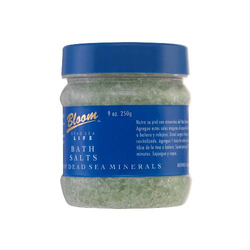 Revitalize your body with Green Menthol Dead Sea Bath Salt Jar, offering a soothing bath experience with the natural healing power of Dead Sea salts.