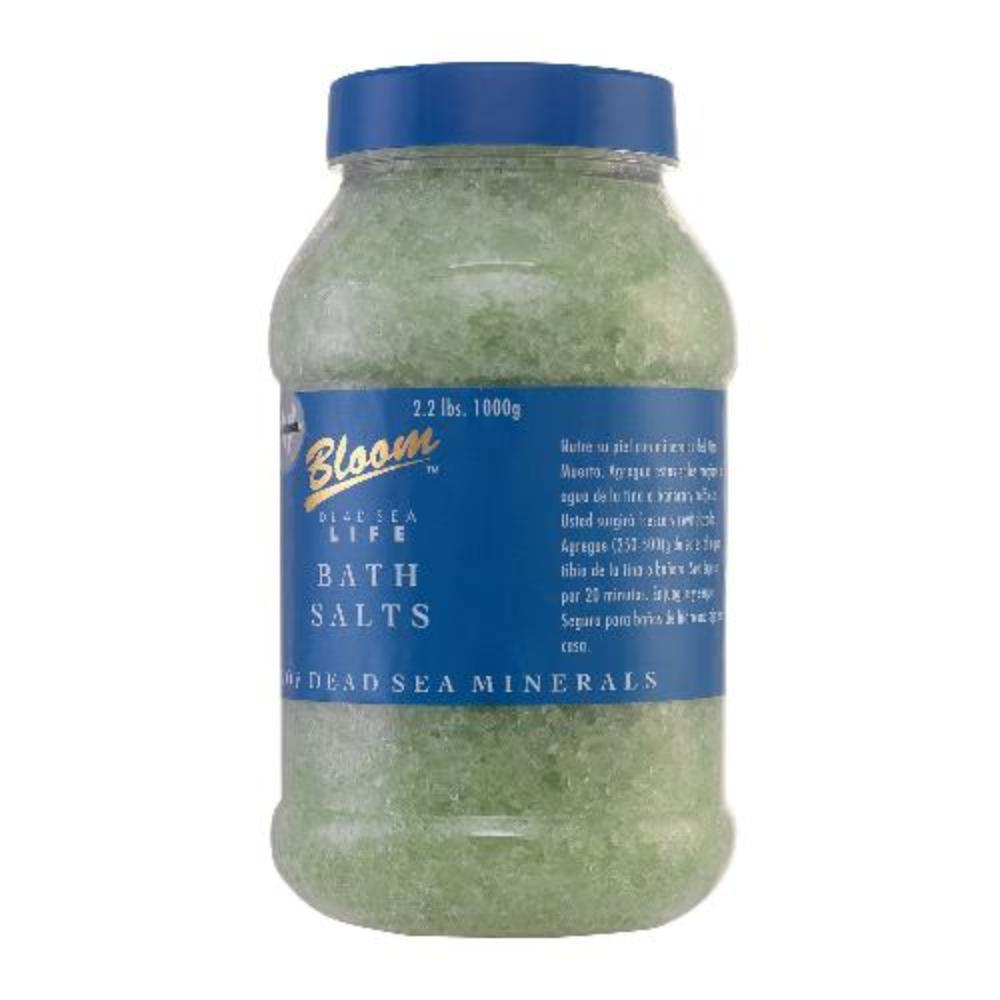 Green Menthol Dead Sea Bath Salt 1.1 lbs Jar, perfect for a relaxing bath that cools and refreshes while enriching your skin with therapeutic Dead Sea minerals